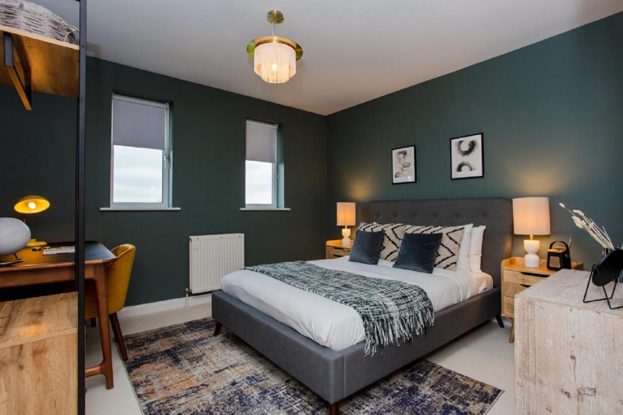 The Sparkford Gardens - Lovely 2Bdr With Balcony 런던 외부 사진