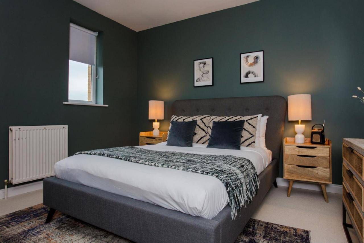 The Sparkford Gardens - Lovely 2Bdr With Balcony 런던 외부 사진